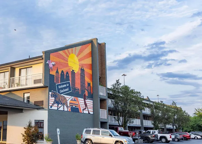 Days Inn By Wyndham Cincinnati East