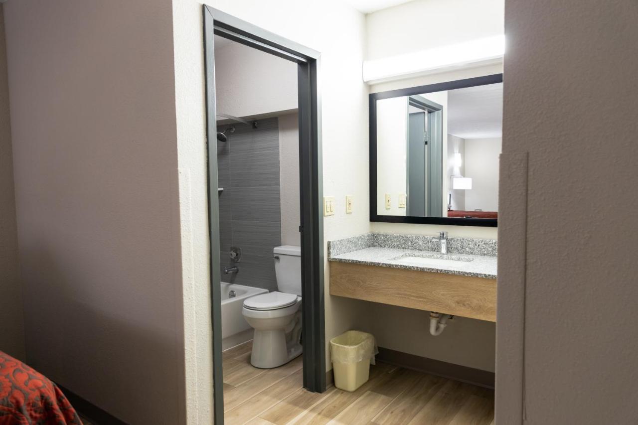 Hotel Days By Wyndham Cincinnati East 2*