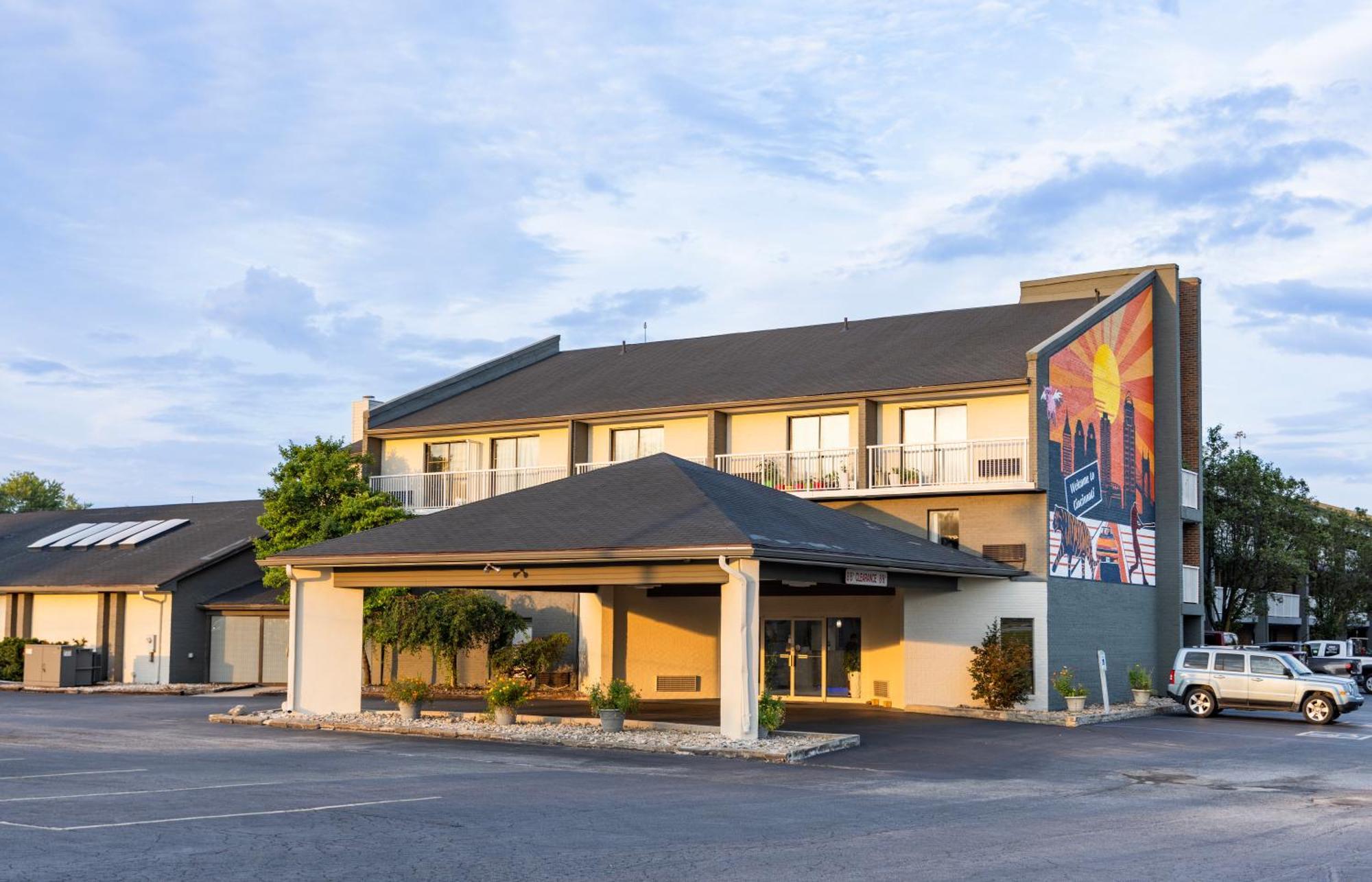 Hotel Days By Wyndham Cincinnati East Cherry Grove