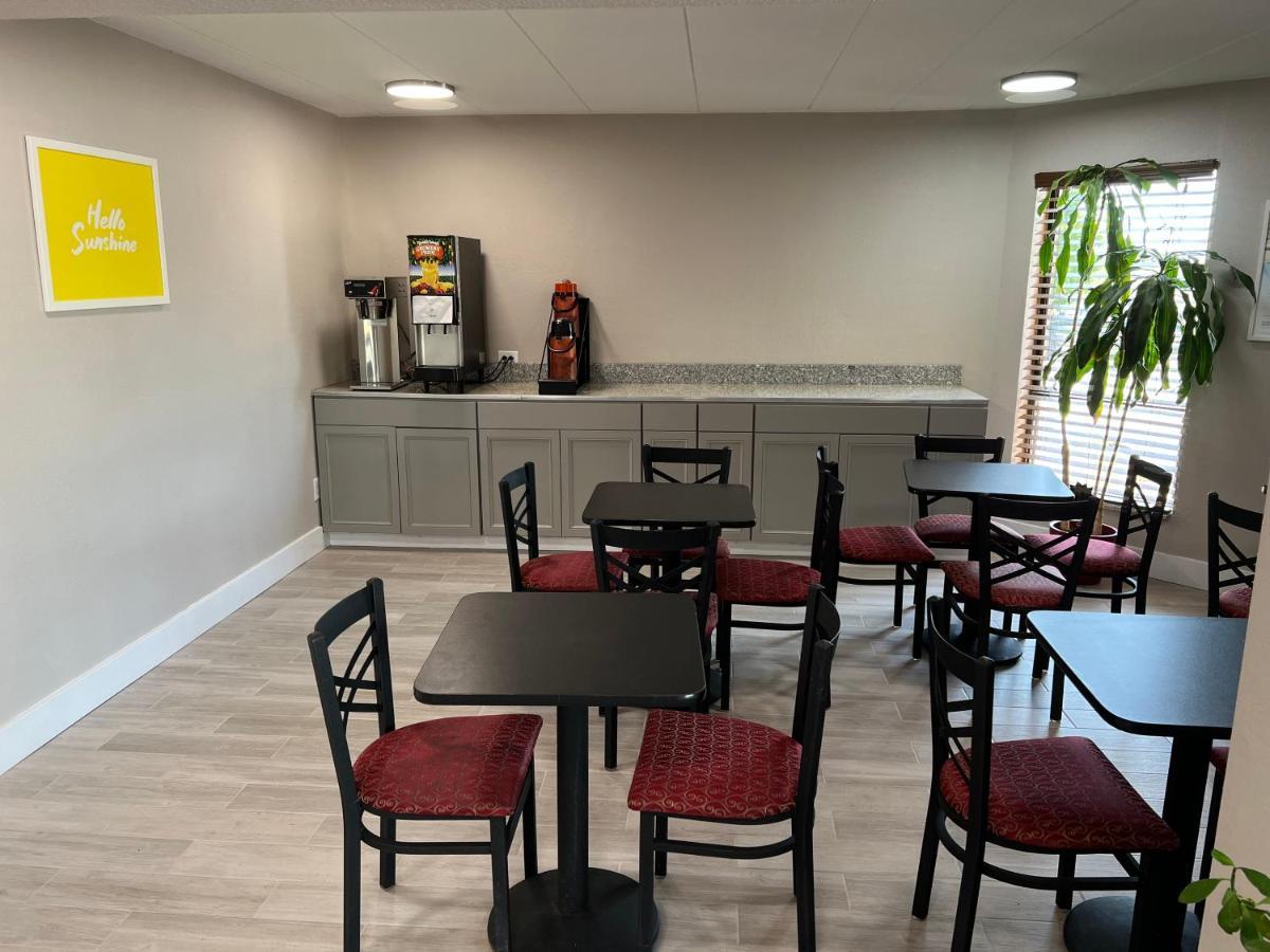 Hotel Days By Wyndham Cincinnati East 2*